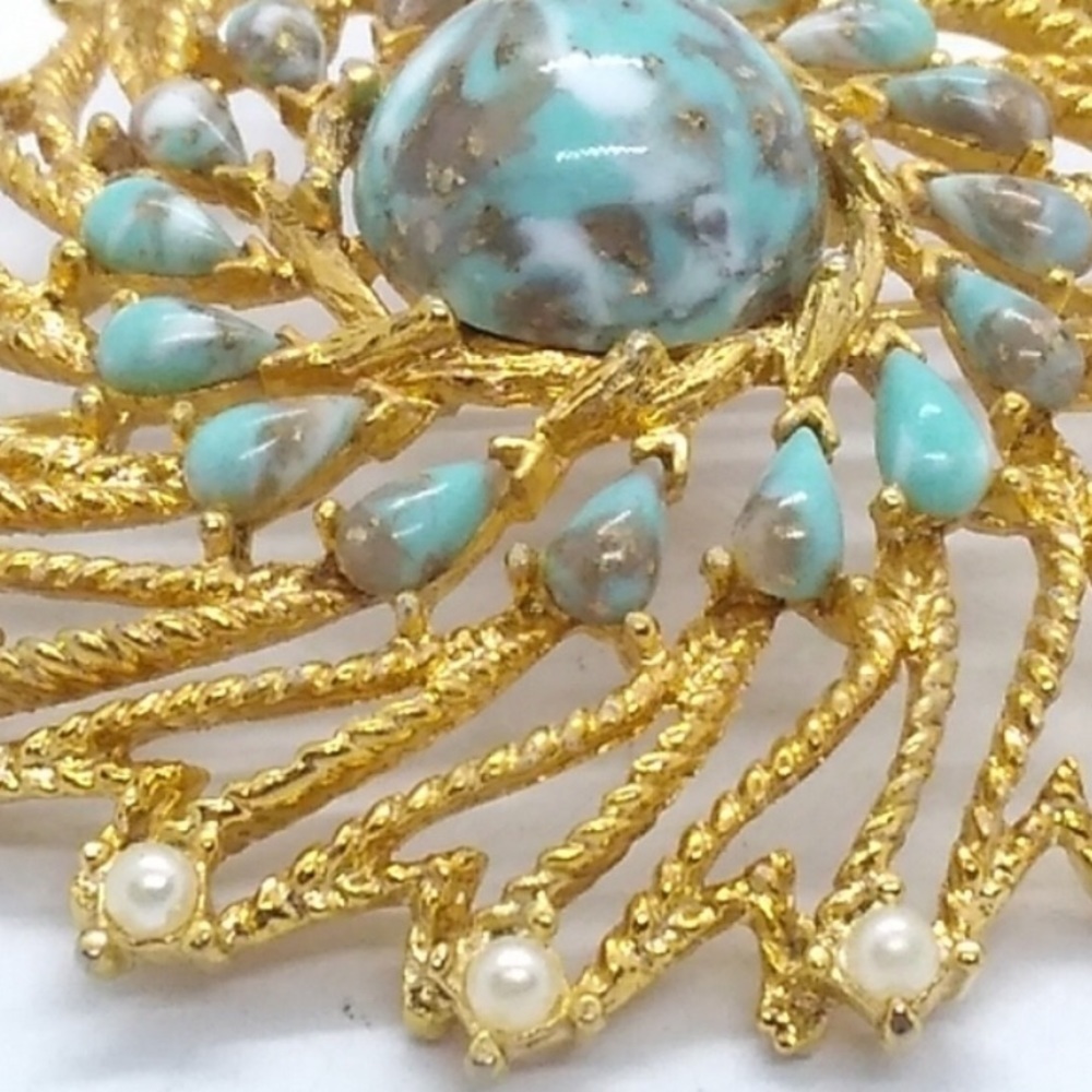 Vintage Azure Skies Larimar Sarah Coventry Brooch - Picture 5 of 16